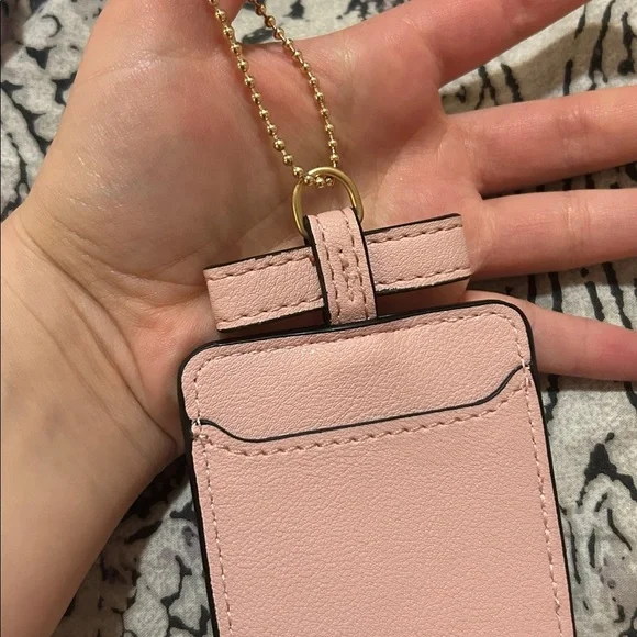 Juicy Couture Pink Luggage Tag or Card Holder - Picture 3 of 3